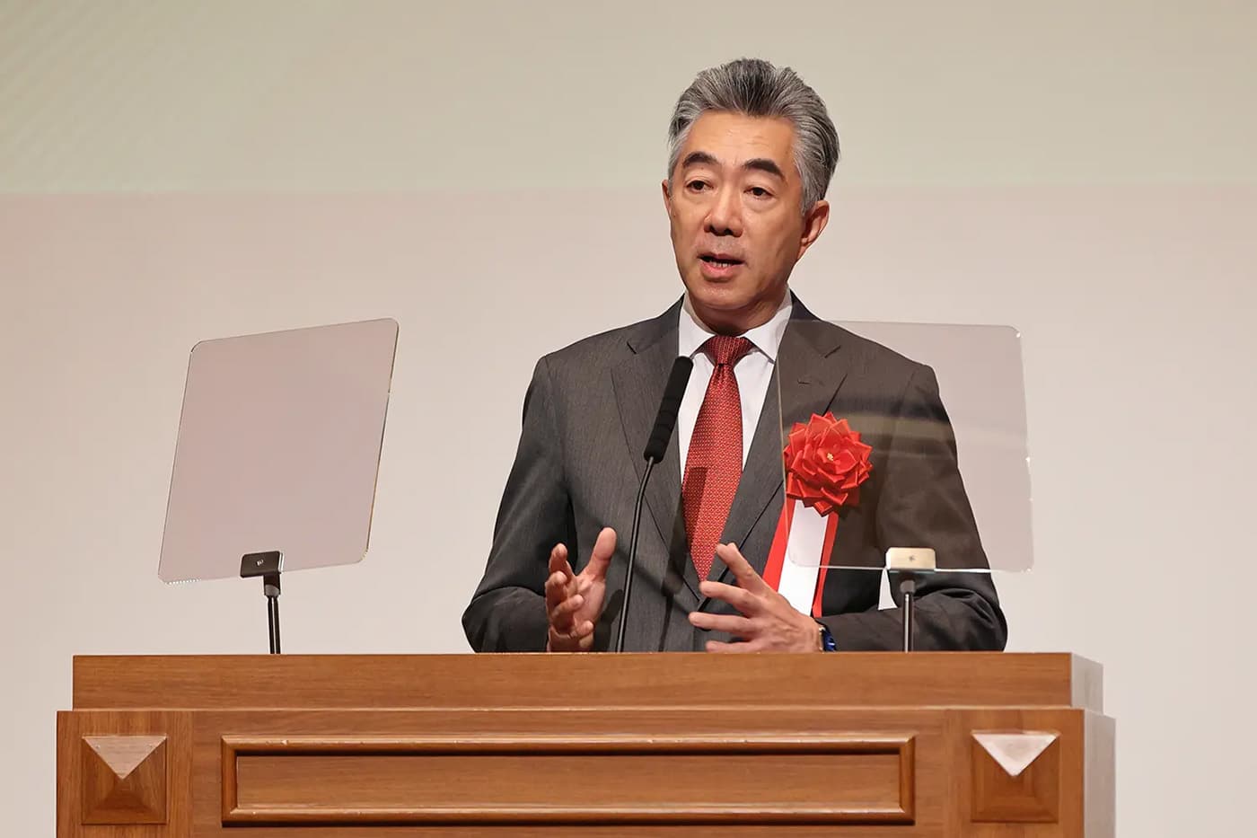 一般社団法人情報処理学会 会長 森本 典繁 様写真01