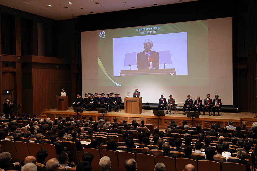 京都大学 理事・副学長 引原 隆士 様写真02